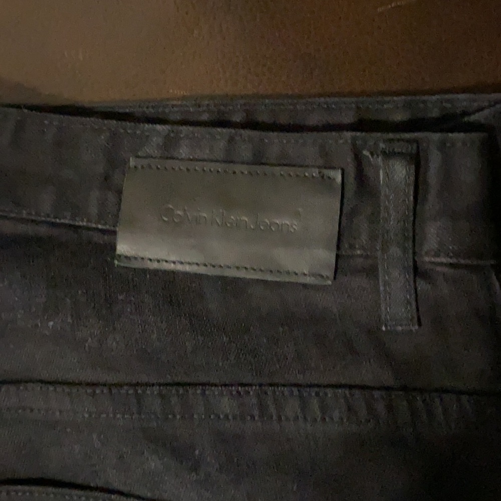 Calvin Klein - Picture 2 of 4